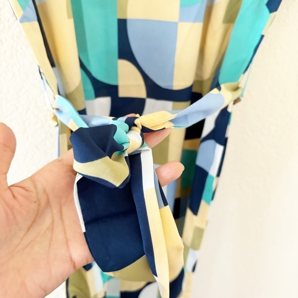 Emery Rose Geo Print Colorblock Notched Neck Dolman Sleeve Belted Dress Size XL - Picture 6 of 11